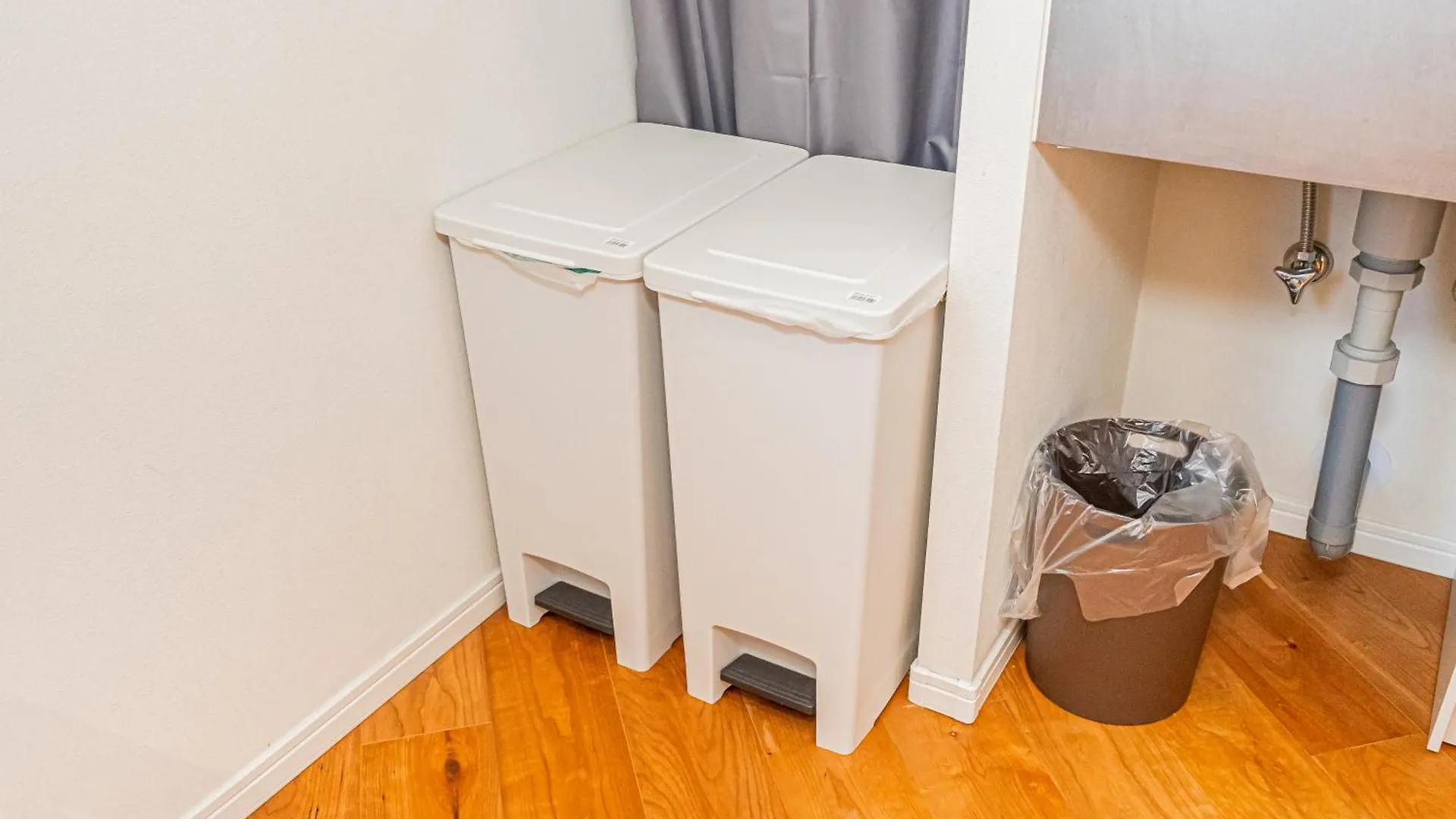 Apartment 新宿區東新宿站徒步2分鐘房源交通方便免費wi-Fi Tokyo Japan
